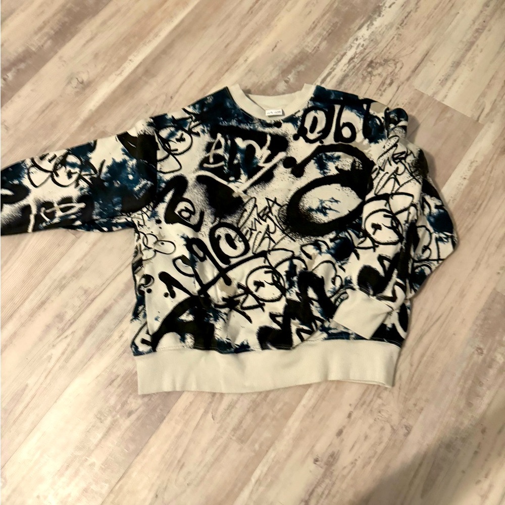 Boys sweat shirt